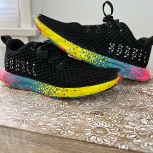 Nobull women’s sneakers, gently used size 8!